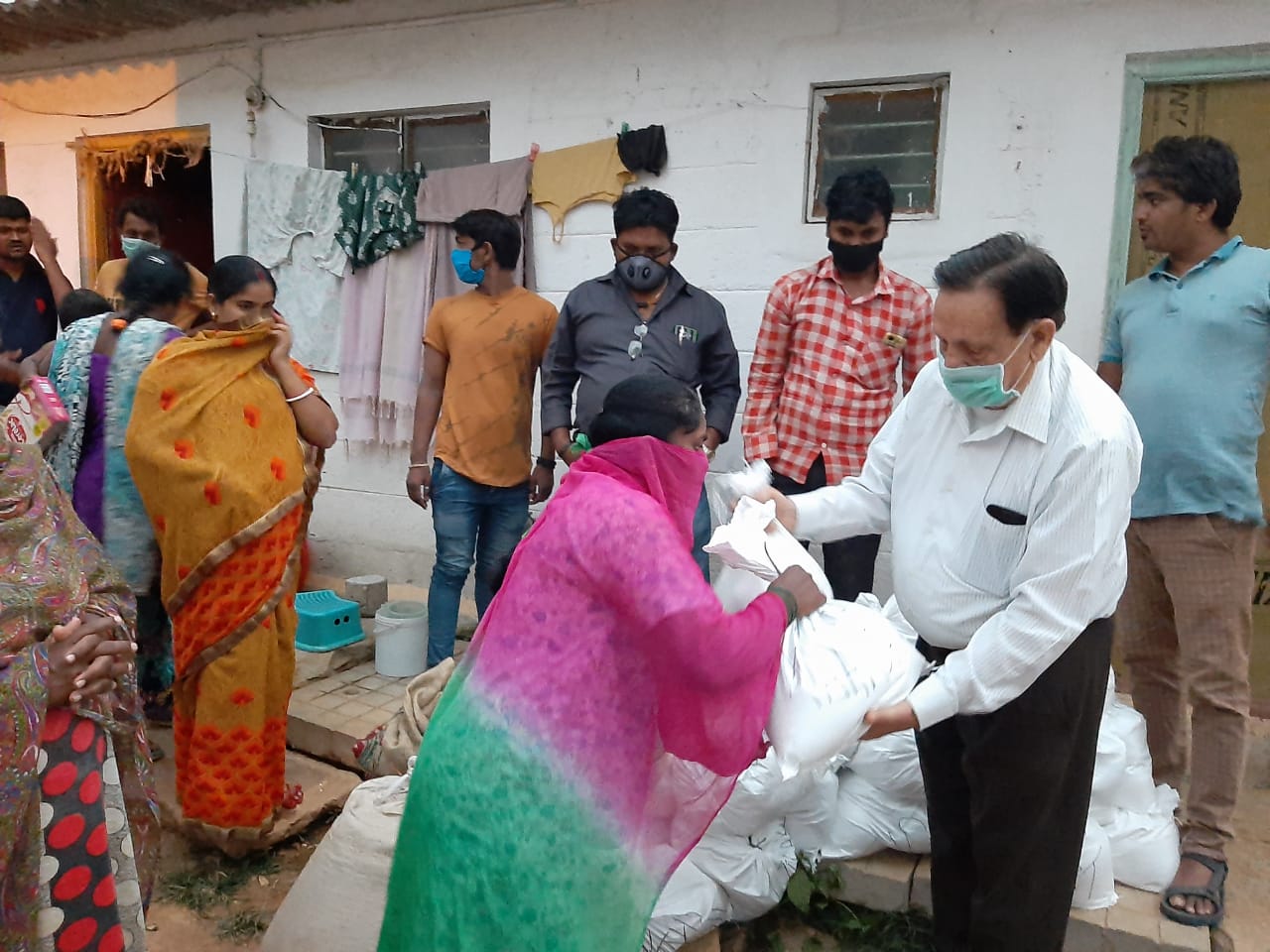 Staple Sacks for Local Families