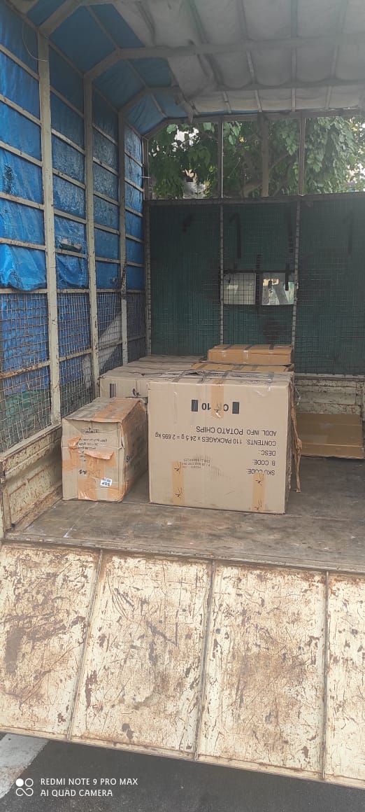 Snack Boxes in Transit